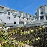 Stilvolles City-apartment Mit Suedbalkon & Tiefgarage * Wels