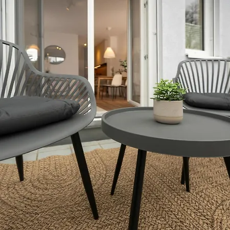 Stilvolles City-apartment Mit Suedbalkon & Tiefgarage * 韦尔斯