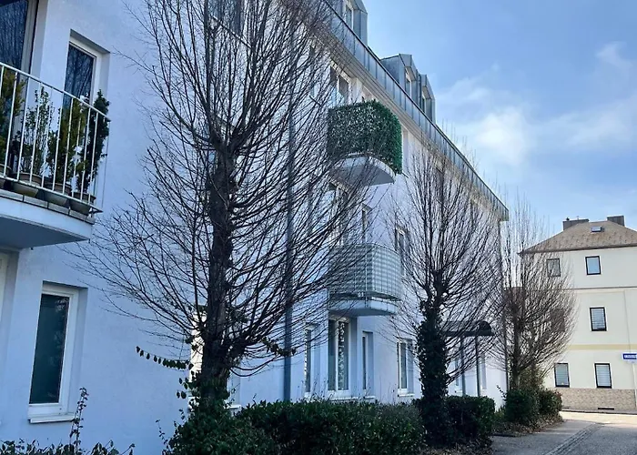 Stilvolles City-apartment Mit Suedbalkon & Tiefgarage * 韦尔斯